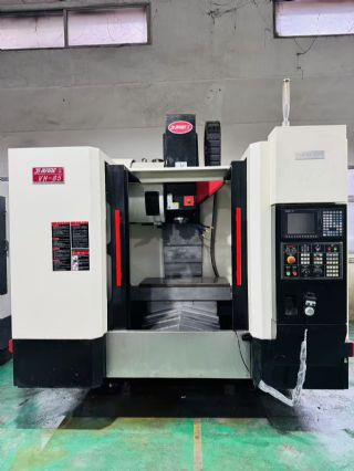 上新重型乔峰V85加工中心,三菱M70A