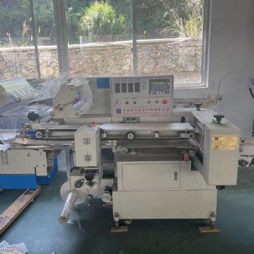 出售二手热收缩包装机 青岛非凡全自动枕式