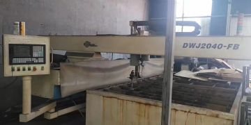 转让一台大地2040悬臂水刀，成色好，有