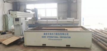 二手水刀转让 大地二手水刀 1525悬臂