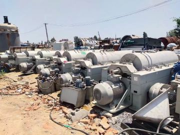 个人转让一批二手离心机，有卧螺离心机，平