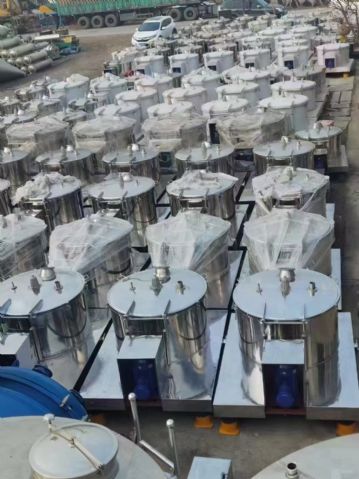 出售二手衬塑离心机.9.9成新几乎未用，