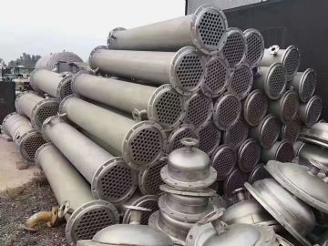 出售全新冷凝器，质量保障，现场试压