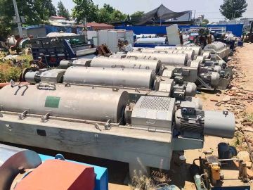 二手卧螺离心机现货出售，二手设备价格便宜