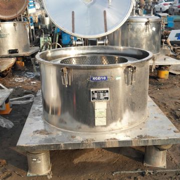 现货出售多台二手平板离心机，卧螺离心机