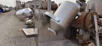 出售一批100升-600升三维混合机 成