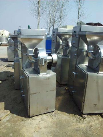 出售二手*粉碎机多台20 30 40型 