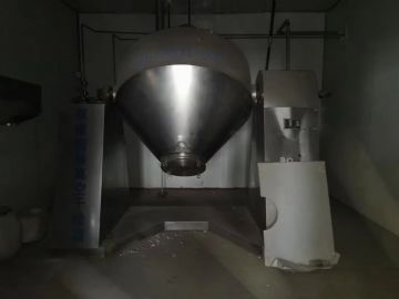 现货转让多台2000升双锥干燥机 二手不