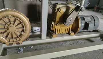 低价出售二手双菱特丝印机70*100台面