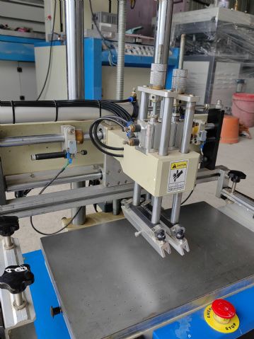 低价出售二手小型台式丝印机3050台面，