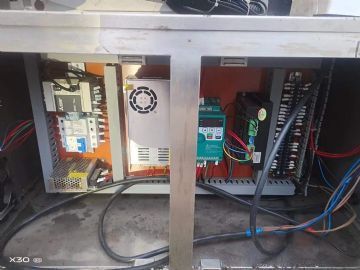 低价出售各种类型贴标机，各种型号齐全，需