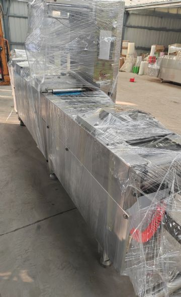 520牛肉干拉伸膜真空包装机，用不到了，