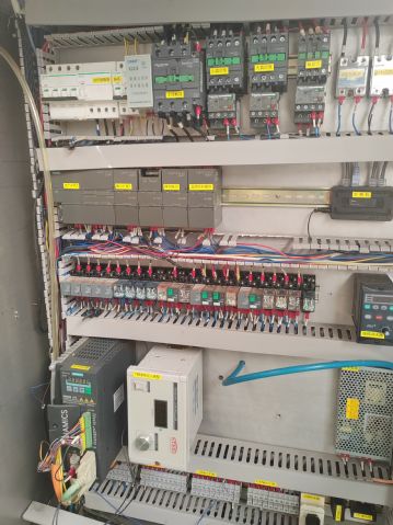 工厂转让二手辣条魔芋爽拉伸膜真空包装机，