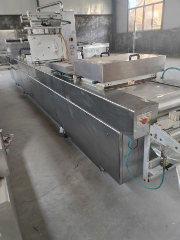 二手420年糕拉伸膜真空包装机，送新模具