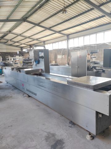 二手佛跳墙拉伸膜真空包装机，九五新，送新