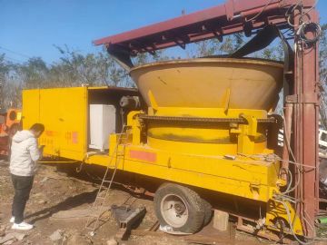 二手3600移动刀片圆盘破碎机