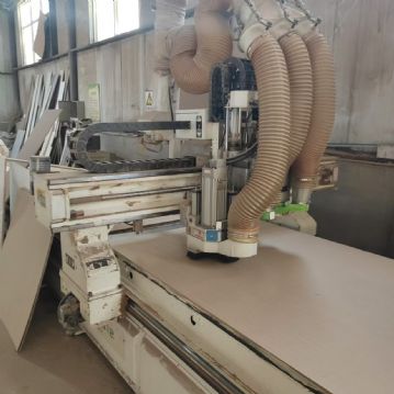 处理南兴双工位雕刻机一台