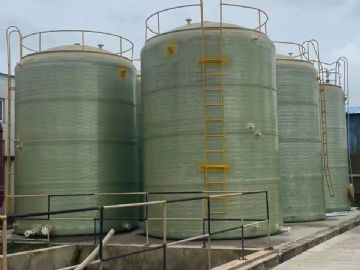 二手玻璃钢罐在位出售 二手60立方玻璃钢