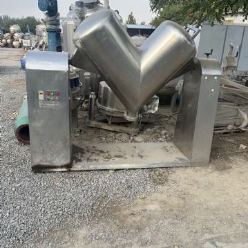 出售二手锥形混合机、螺带混合机、二维混合