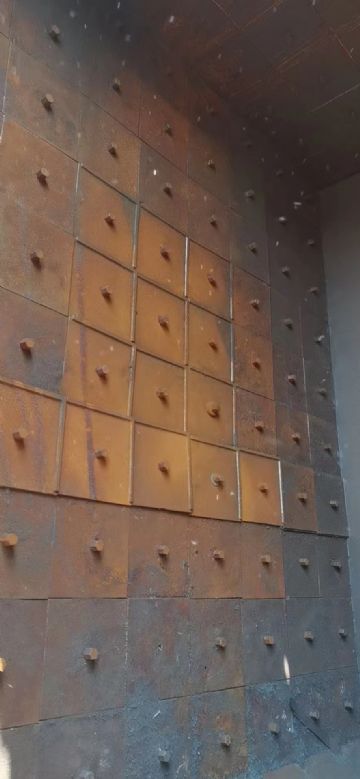 抛丸机宽两米五，高三米，双钩一吨，需要的