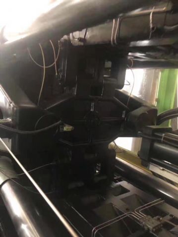 二手注塑机伊之密UN400SM仓库现机 