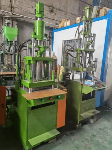 二手注塑机立式45-120T 低价出售 