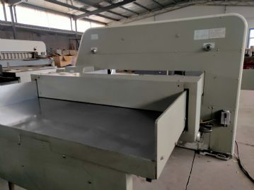 2014年德阳利通1370L3切纸机一台