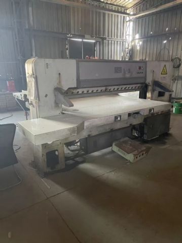 转让戴氏2米电脑切纸机一台