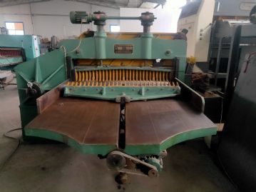 机械1300切纸机，结构简单，价格便宜