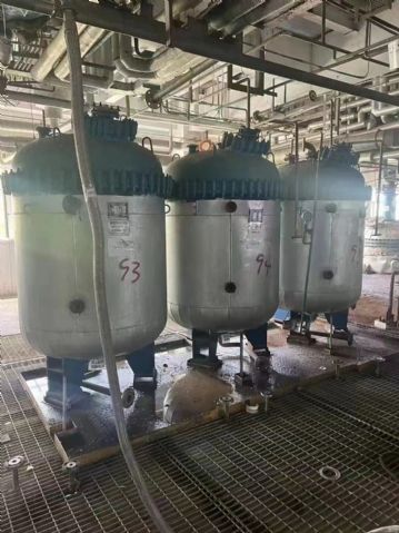 转让二手搪瓷储罐多台，1立方～100立方