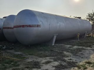 转让二手100立方液化气罐