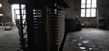 转让徐州宏亚产12层4X8尺压力500吨