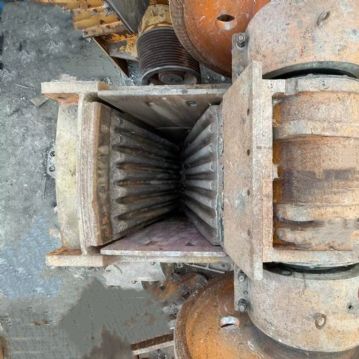 出售二手建设路桥750x1060鄂式破碎