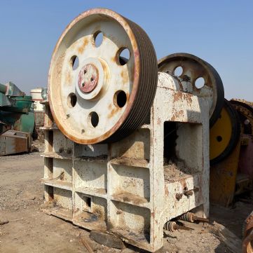 出售二手750x1060鄂式破碎机