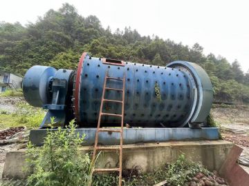 二手九成新2.4x3.6米选矿用球磨机