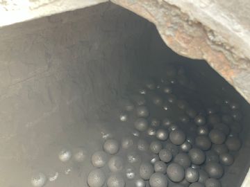 二手九成新1.2x2.4米球磨机 石灰石