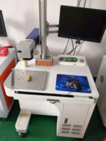 成都激光打标机YLP-20瓦金属铝合金不