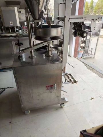 转让二手颗粒包装机 一台带打码转盘颗粒包