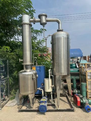 转让二手浓缩蒸发器 一套容积500L撬装