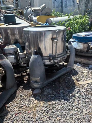 转让二手三足离心机 五台600型底部防腐