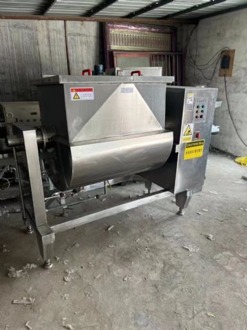 转让二手槽型混合机 一台容积500升可通