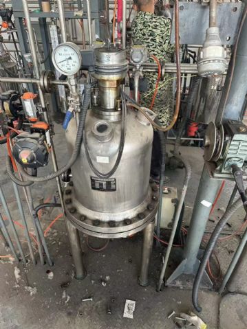 转让二手二合一过滤机 两台实验型容积50