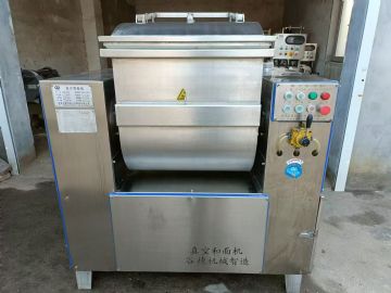 转让二手真空和面机 一台两袋面50公斤卧