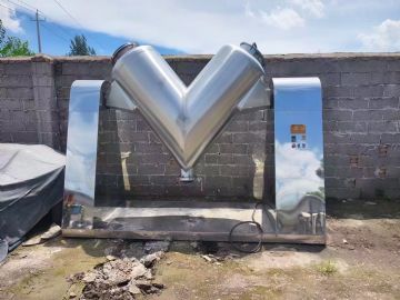 转让二手V型混合机 一台容积1000L食