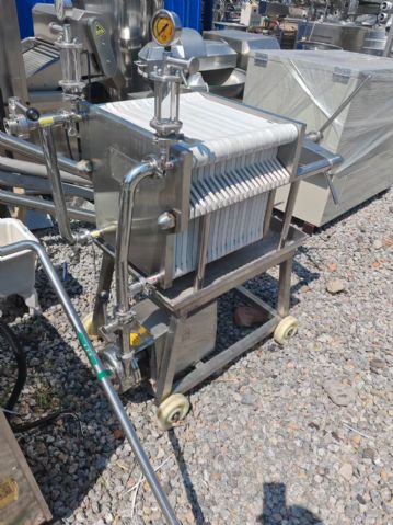 转让二手精密过滤机 一台3平方不锈钢板片