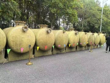 转让二手玻璃钢罐 24台容积5立方卧式盐