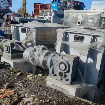 转让二手螺带混合机 两台容积1立方加重型