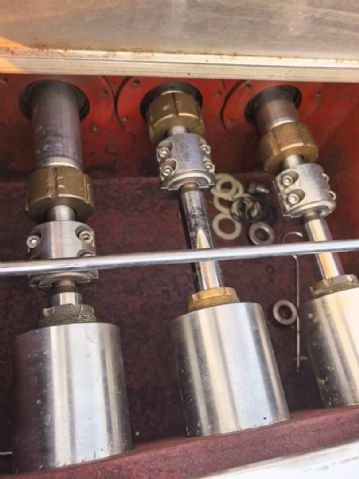 转让二手高压均质机 一台上海申鹿产4吨6