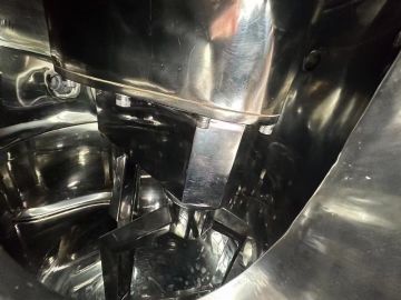 转让二手行星搅拌机 一台容积30L进口真