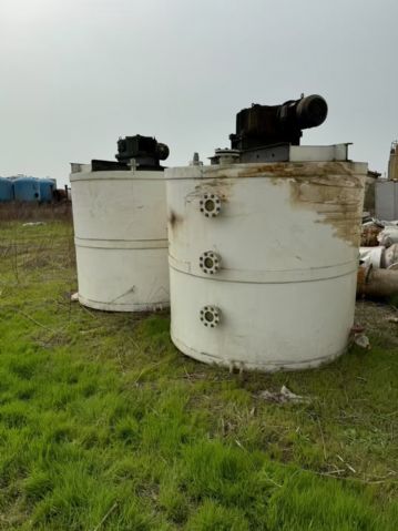 转让二手PP搅拌罐 两台容积5立方立式P